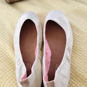Toms size 10 gold canvas flats